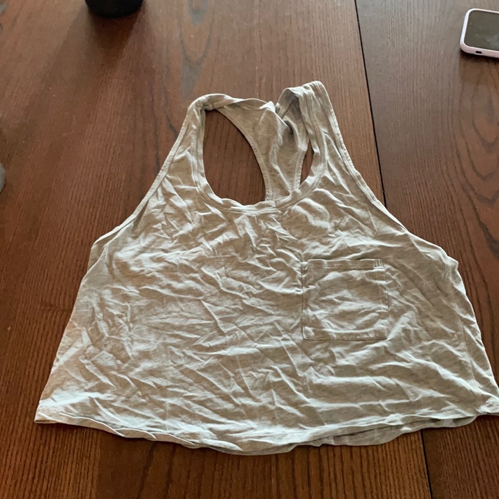 Grey cropped lulu tank